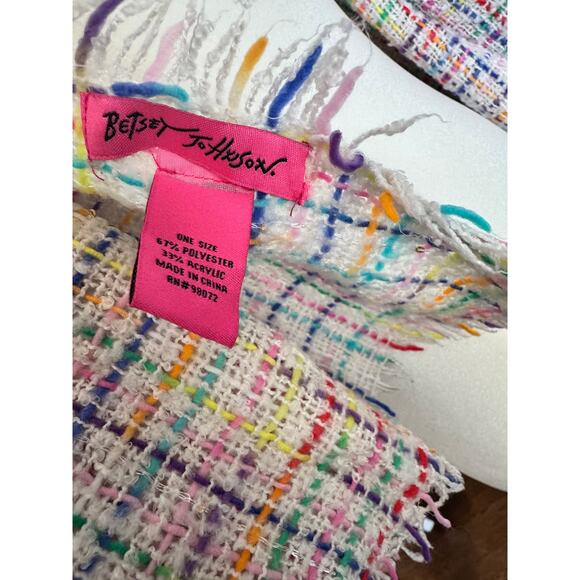 BETSEY JOHNSON Blanket Wrap/Shawl in Colorful Plaid and Ivory Print - Picture 6 of 7